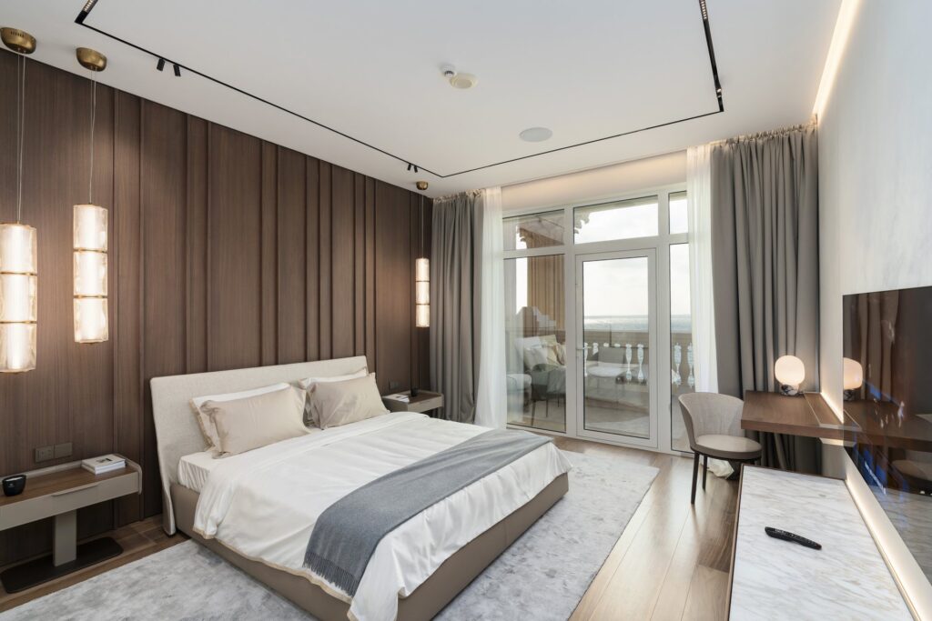 bedroom_balcony