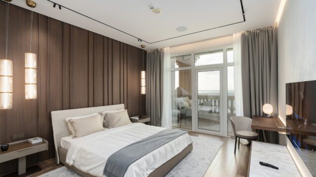bedroom_balcony
